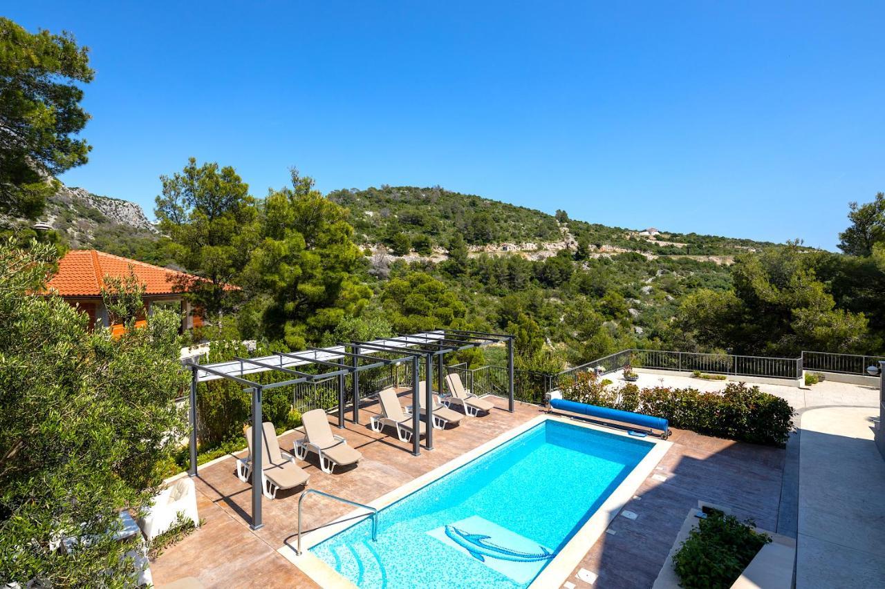 Island Hvar Seaside Villa Levanda With Beach, Pool & Seaview Hvar Town Dış mekan fotoğraf
