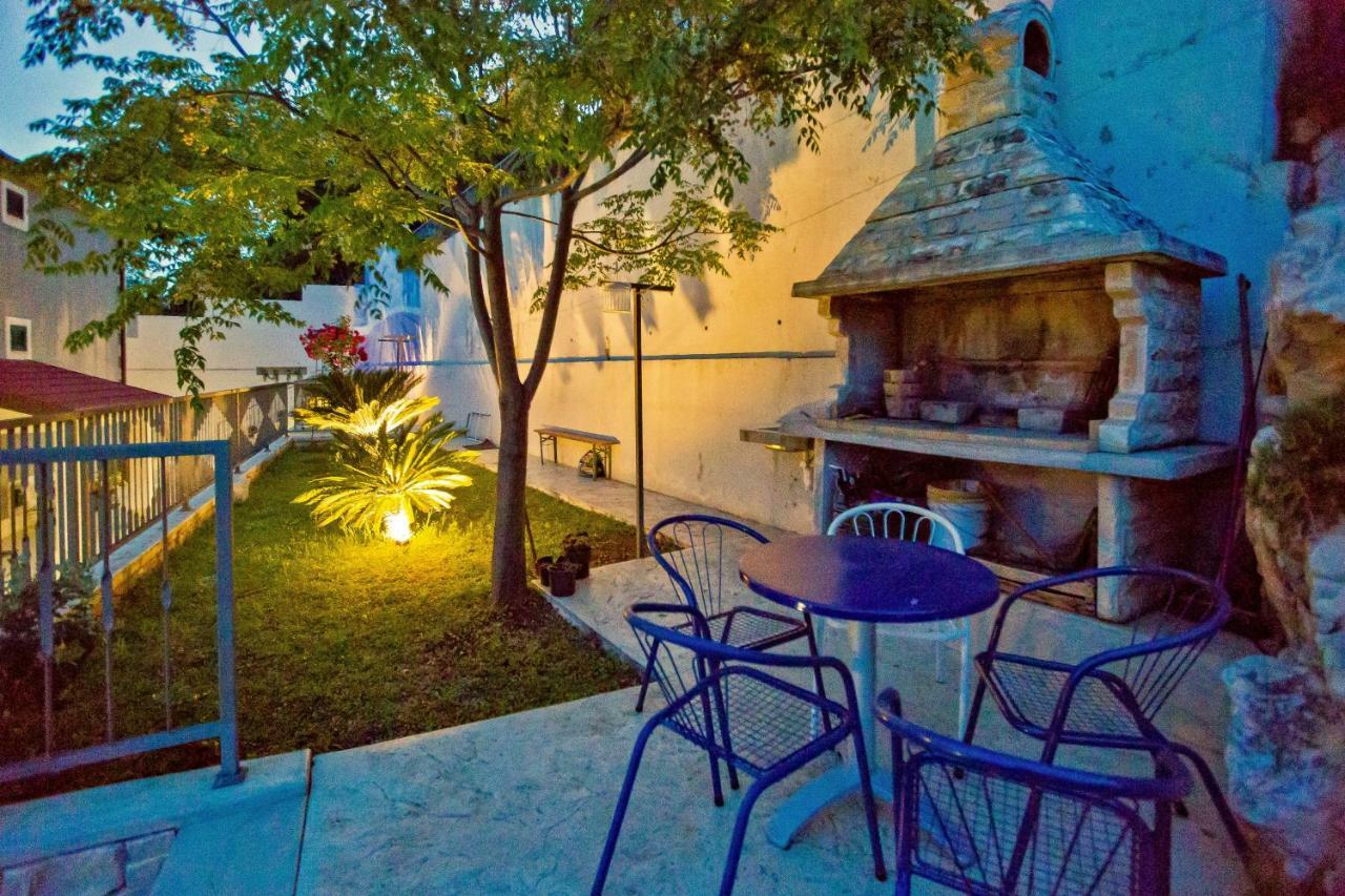 Island Hvar Seaside Villa Levanda With Beach, Pool & Seaview Hvar Town Dış mekan fotoğraf