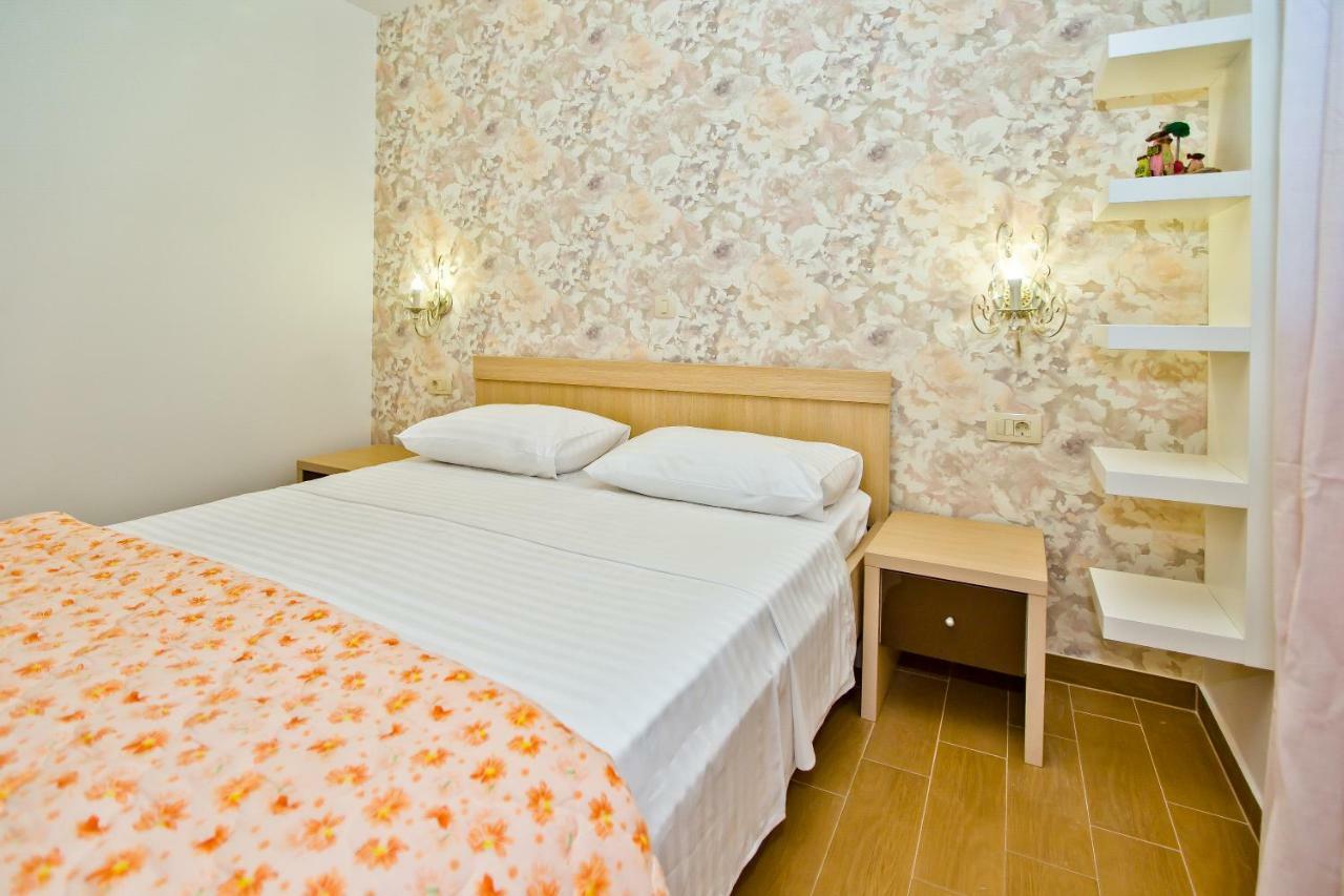 Island Hvar Seaside Villa Levanda With Beach, Pool & Seaview Hvar Town Dış mekan fotoğraf